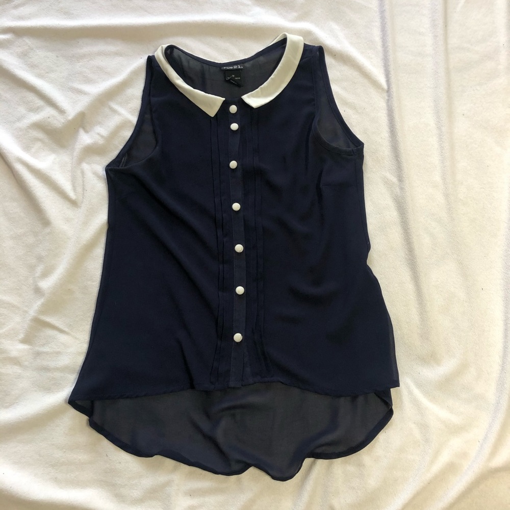 Rue21 top